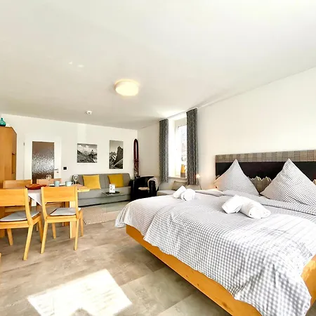 Huettenzauber, Montana Haus شقة *